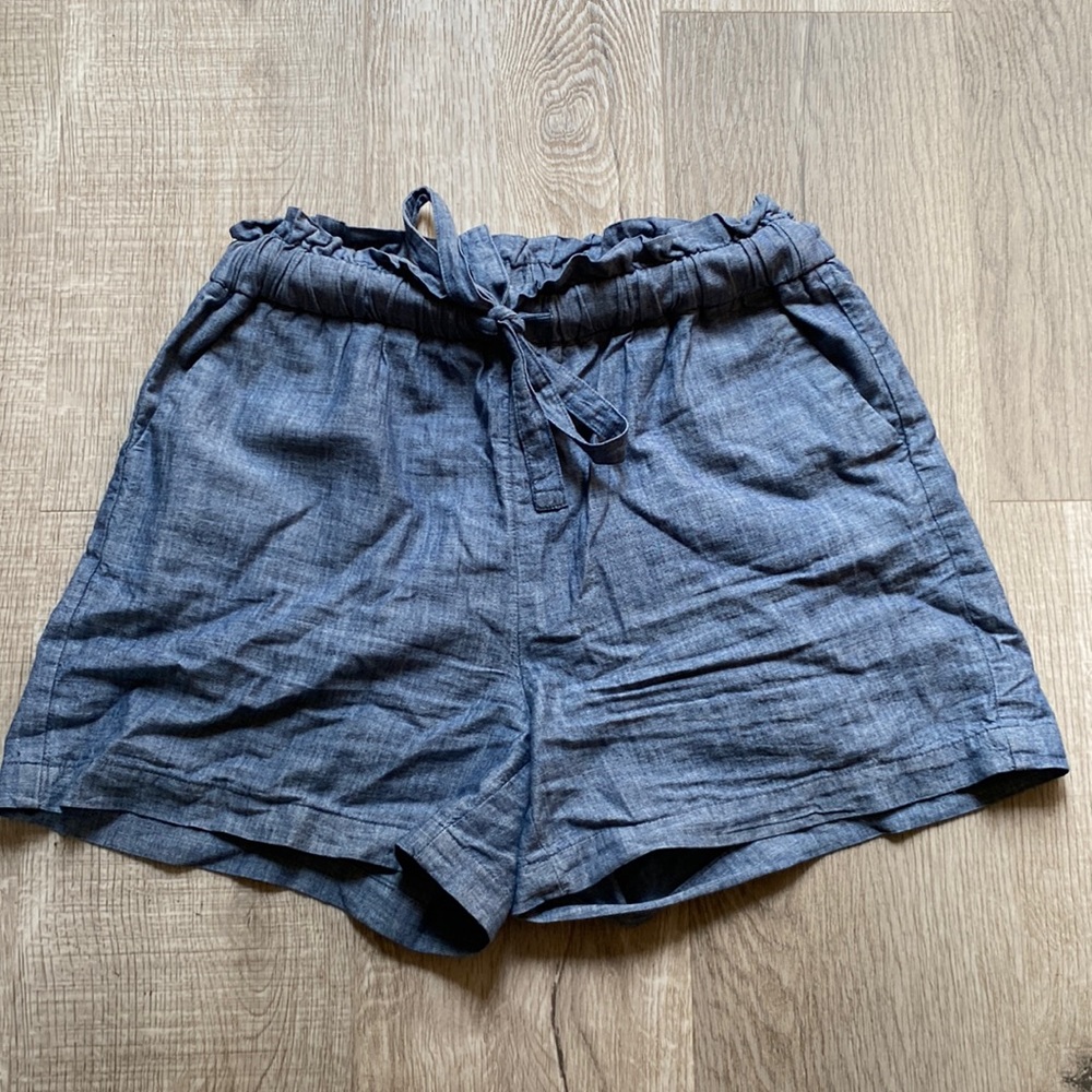 blue shorts